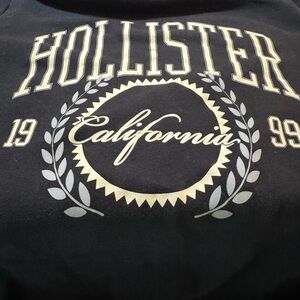 Hollister Black Crew Neck Sweater